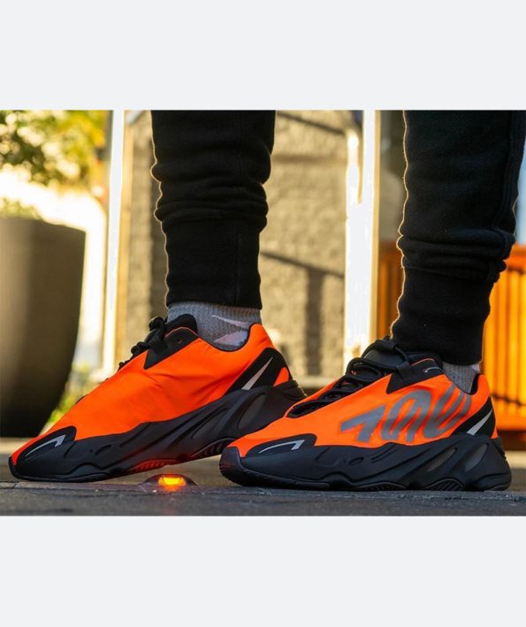 adidas yeezy boost 700 mnvn orange schuh